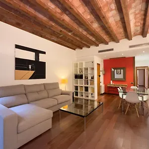 Rent Top Near Plaza De Catalunya Appartamento